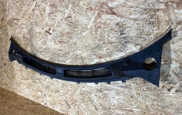 Ford Transit Custom Wiper trim BK21V01914A
