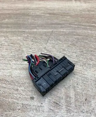 Opel Zafira A Plug wire 9290611