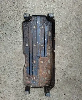 Hyundai Terracan Fuel tank bottom protection