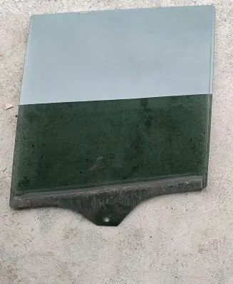 BMW X5 E53 Rear side window 43R004553