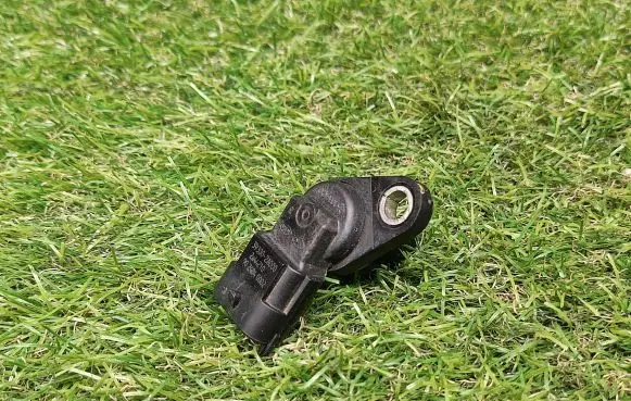 Camshaft position sensor