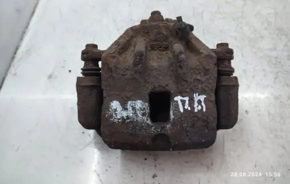Hyundai Sonata Front brake caliper
