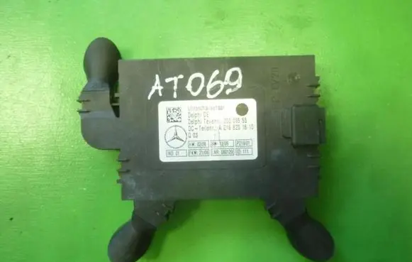 Mercedes-Benz S W221 Sensor A2168201610 AT069