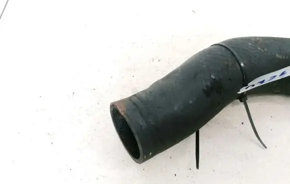 Toyota Avensis Verso Intercooler hose/pipe