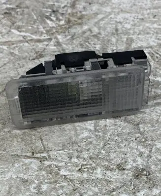 Opel Astra L Boot/trunk interior light 