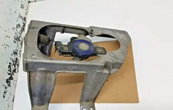 Mercedes-Benz E W211 Other handbrake/parking brake parts A2114270841 nr3070