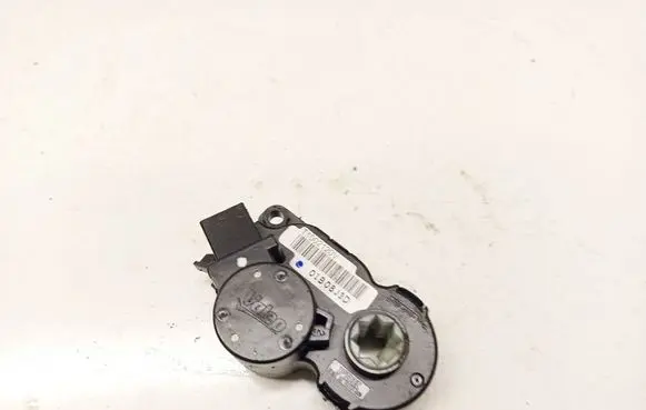 Peugeot RCZ Air flap motor/actuator t1002120v