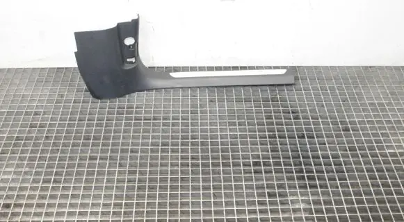 Audi A8 S8 D4 4H Front sill trim cover 4H2867272F