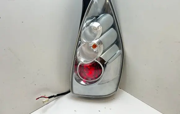 Mazda 5 Rear/tail lights C23551150