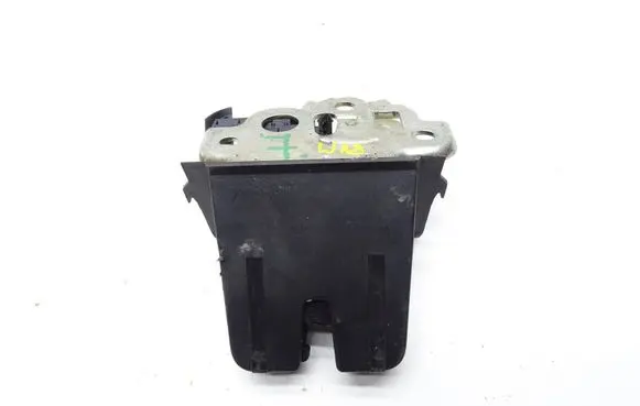 Tailgate/trunk/boot lock/catch/latch
