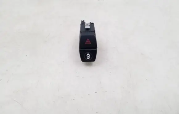 BMW 2 F45 Hazard light switch 9354186