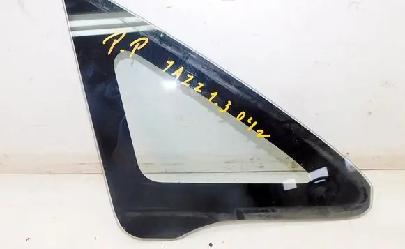 Honda Jazz Front door vent window glass four-door 188958