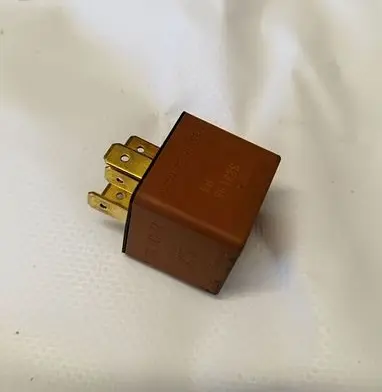 Opel Signum Other relay 0332209136