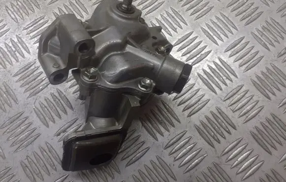 Toyota Auris 150 Oil pump chain 
