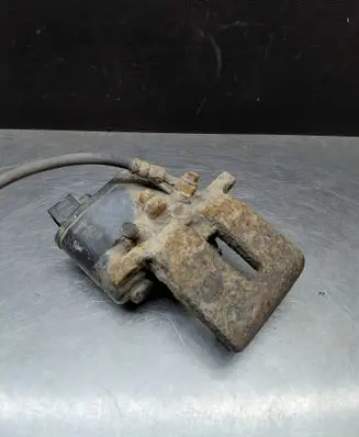 Volvo V70 Rear brake caliper 32332594