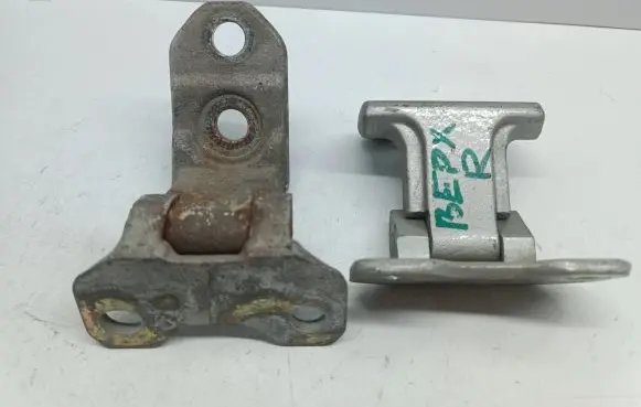 Hyundai Coupe Front door hinges set 
