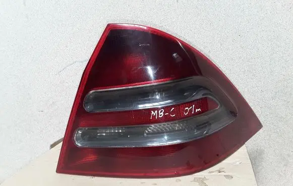 Rear/tail lights