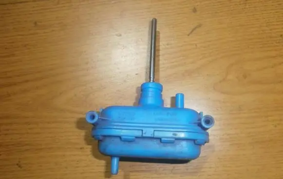 Audi A6 S6 C4 4A Central locking vacuum pump 4a0862153a