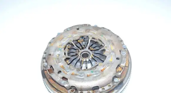BMW 2 F46 Clutch set kit 8676279 21208676279 21208631873