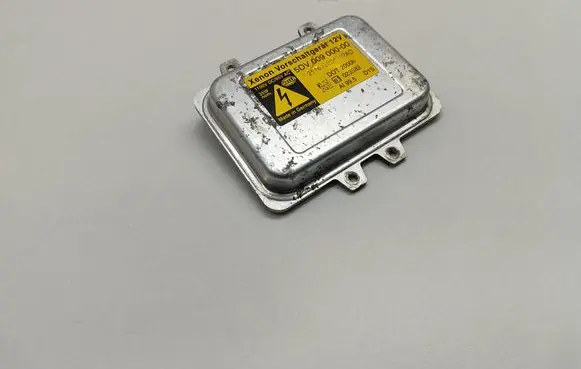 BMW 5 E60 E61 Headlight ballast module Xenon 5DV00900000 5DV009000 D1S