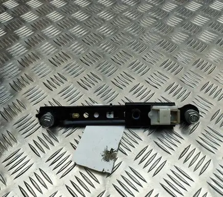 Hyundai i40 Seat belt adjustment motor 888903X000