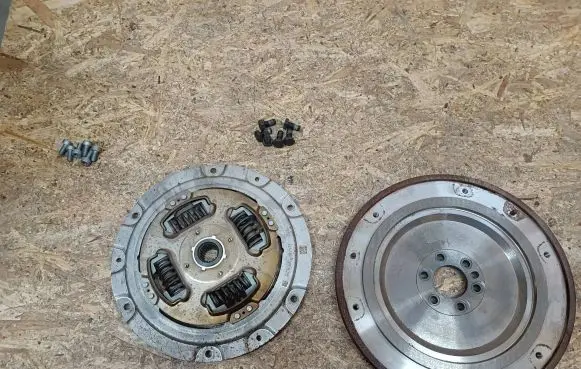 Citroen DS7 Crossback Clutch set kit 9834051780