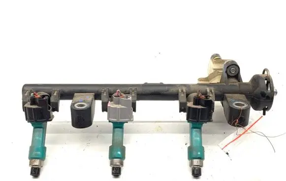 Toyota Yaris Fuel main line pipe 23250-0Q020