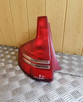 Rear/tail lights
