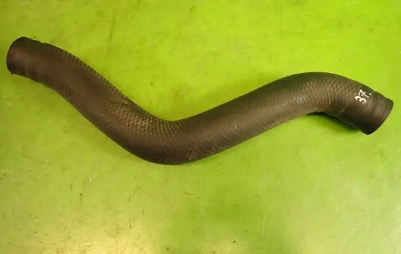 Nissan X-Trail T31 Engine coolant pipe/hose