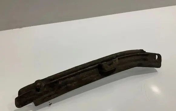Mercedes-Benz ML W164 Front bumper mounting bracket
