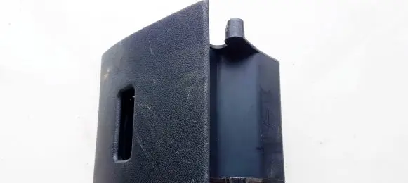 Glove box