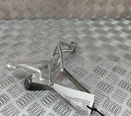 Porsche Boxster 986 ABS pump bracket 99635503341