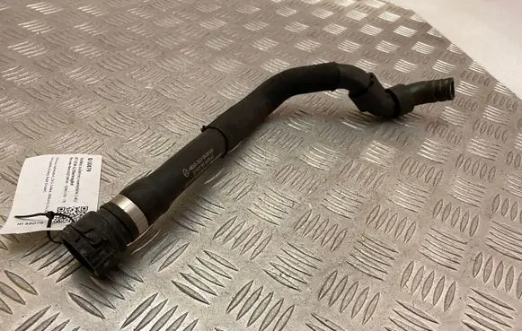 Mercedes-Benz GLE (W166 - C292) Engine coolant pipe/hose A1665008175