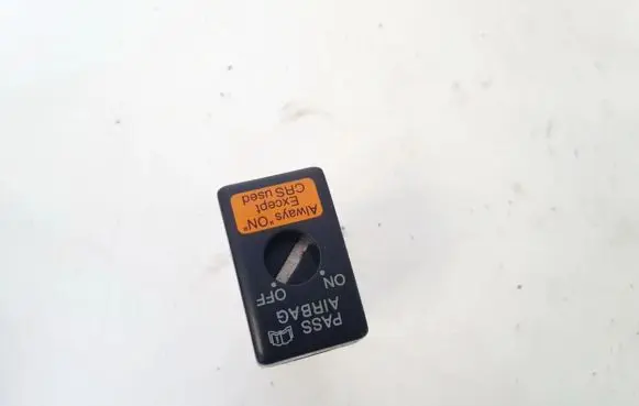 Mazda 6 Passenger airbag on/off switch 6d12