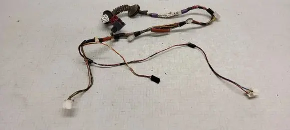 Toyota Corolla E120 E130 Rear door wiring loom 8215402190 P910805 8519SA7