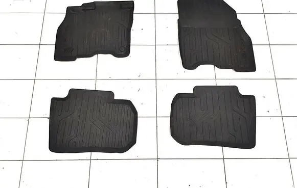 Nissan Leaf II (ZE1) Car floor mat set
