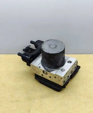 Mercedes-Benz E W212 ABS Pump A2124313512 236369 5410L8221110