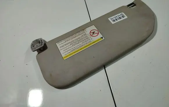 Sun visor
