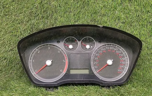 Ford Focus Speedometer (instrument cluster) 4M5T10849HS