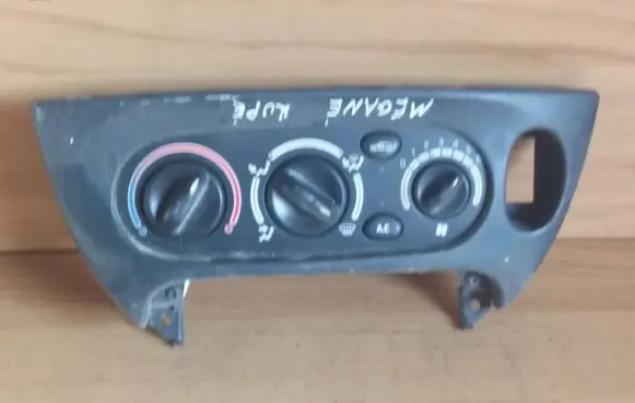 Renault Megane I Climate control unit 655739W