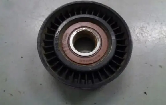 Ford Ecosport Alternator belt tensioner 