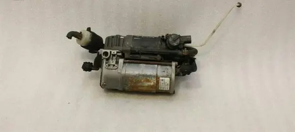 Mercedes-Benz E W212 Air suspension compressor/pump A2123200104