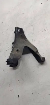 Audi A4 S4 B7 8E 8H Engine mounting bracket 8e0199308af