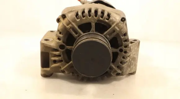 Opel Combo C Generator/alternator 
