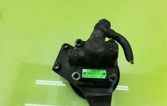 Audi 80 90 S2 B4 Power steering pump 050145155A
