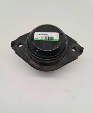 Mercedes-Benz R W251 Engine mount bracket A2512404117