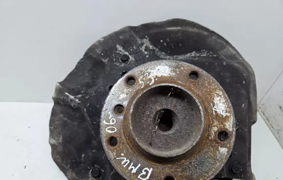 BMW 5 E60 E61 Front wheel hub 6760953L