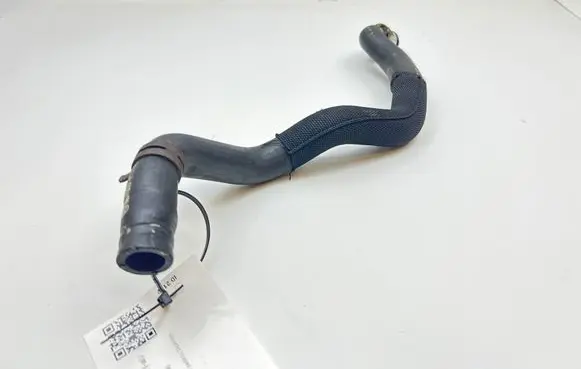 Mercedes-Benz C W204 Engine coolant pipe/hose A2045010982 2045010982