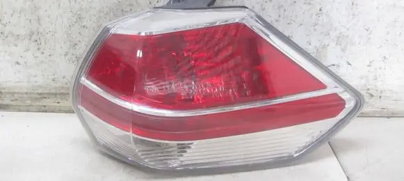 Nissan X-Trail T32 Rear/tail lights