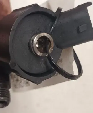 Hyundai Tucson JM Fuel injector 0445110258